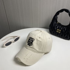 Loewe Caps